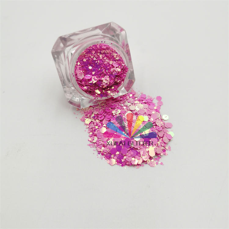 XUCAI hot selling Solvent resistant polyester holographic chunky cosmetic nail art glitter for women makeup